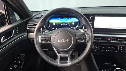 Kia K5 3 2.0 2023 13