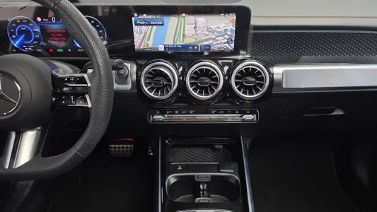 Mercedes-Benz EQB X243 EQB300 4MATIC AMG 2025 16