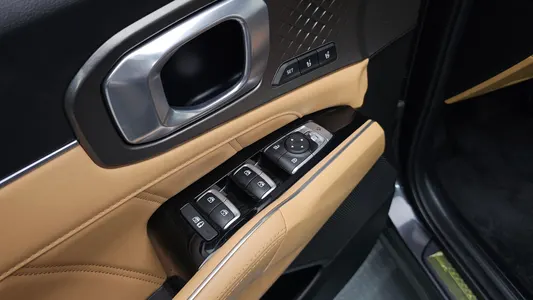 Kia 4 HEV 1.6 2WD 2022 20