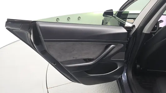 Tesla 3 RWD 2020 25