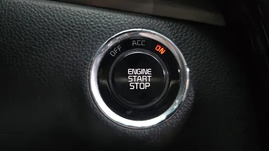 Kia K7 700h 2014 19