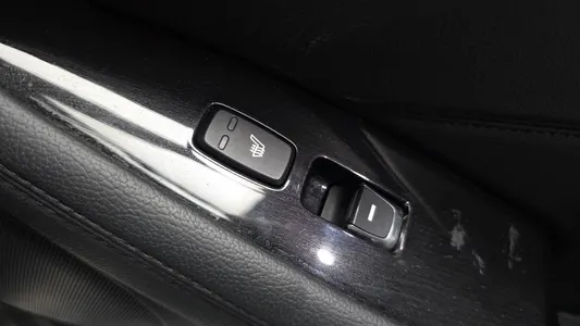 Kia K7 700h 2014 33