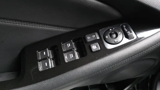 Kia K7 700h 2014 28