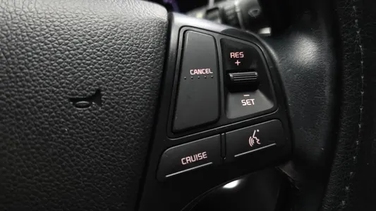 Kia K7 700h 2014 30
