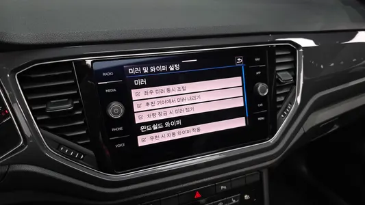 Volkswagen 티록 2.0 TDI 2022 32