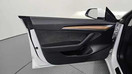 Tesla 3 AWD 2022 25