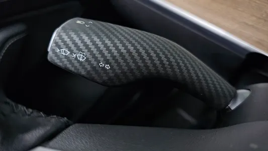 Tesla 3 AWD 2022 34
