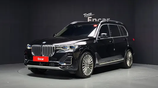 BMW X7 (G07) xDrive 40i 7 2022