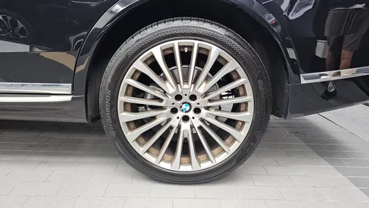 BMW X7 (G07) xDrive 40i 7 2022 21