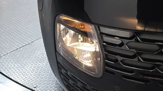 Hyundai Staria L3.5 5 2025 22