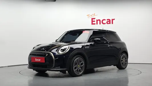 MINI 2023