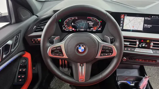 BMW 1 Series (F40) 120i M 2021 13