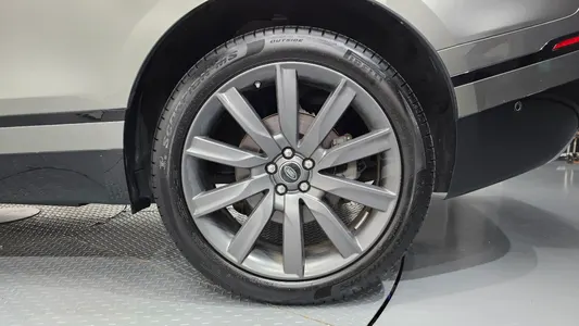 Land Rover 레인지로버 벨라 3.0 D300 R- HSE 2018 21
