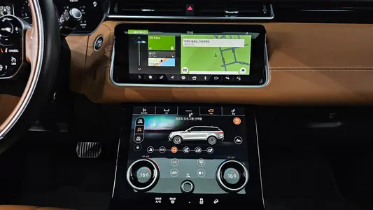 Land Rover 레인지로버 벨라 3.0 D300 R- HSE 2018 34