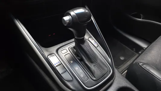 Kia 카렌스 2.0 LPi 2013 9
