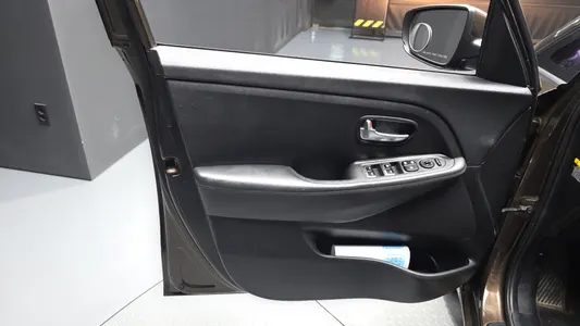 Kia 카렌스 2.0 LPi 2013 24
