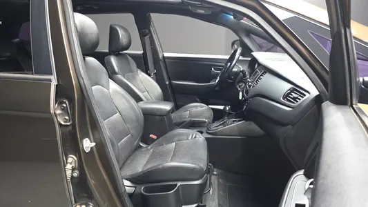 Kia 카렌스 2.0 LPi 2013 26