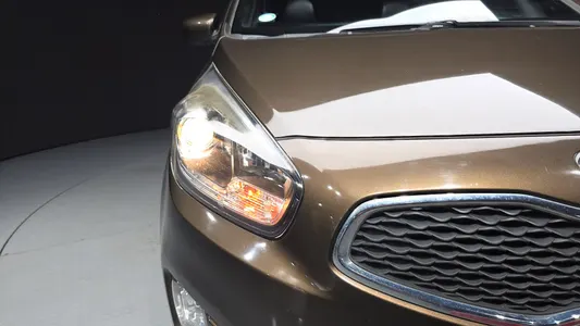Kia 카렌스 2.0 LPi 2013 22