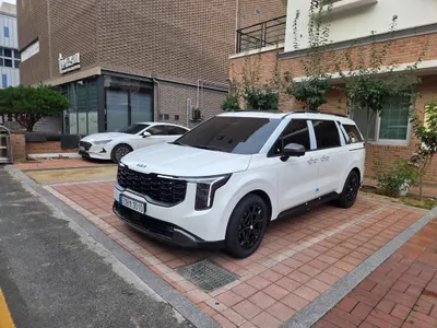 Kia 4 HEV 9 X Line 2026