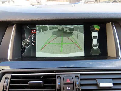 BMW 5 Series (F10) 528i 2014 13