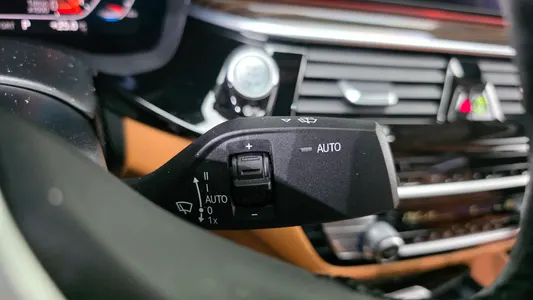 BMW 5 Series (G30) 520i 2021 27