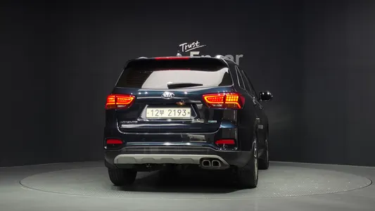 Kia 쏘렌토 2.2 2WD 2019 4