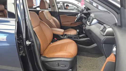 Kia 쏘렌토 2.2 2WD 2019 11