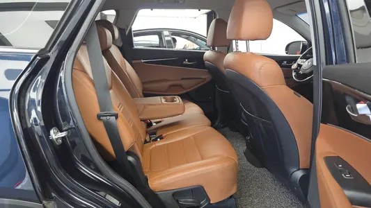 Kia 쏘렌토 2.2 2WD 2019 12