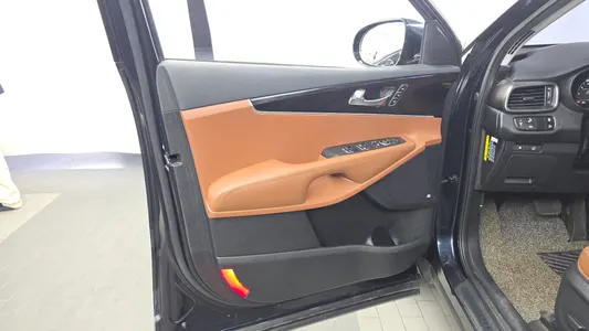 Kia 쏘렌토 2.2 2WD 2019 24