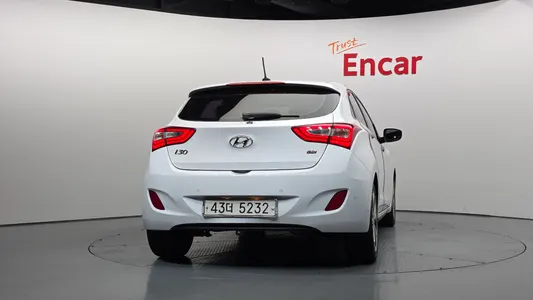 Hyundai i30() 1.6 GDI PYL 2013 4