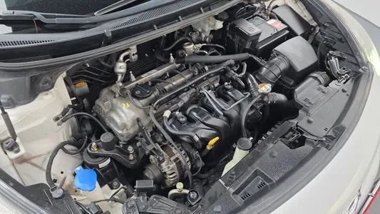 Hyundai i30() 1.6 GDI PYL 2013 6