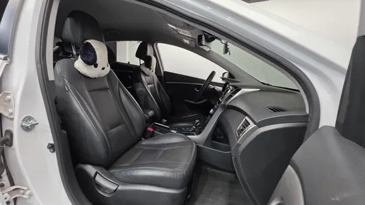 Hyundai i30() 1.6 GDI PYL 2013 26
