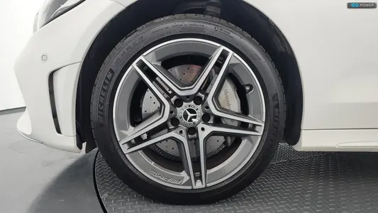 Mercedes-Benz C-Class W205 C300e 4MATIC AMG Line 2020 5