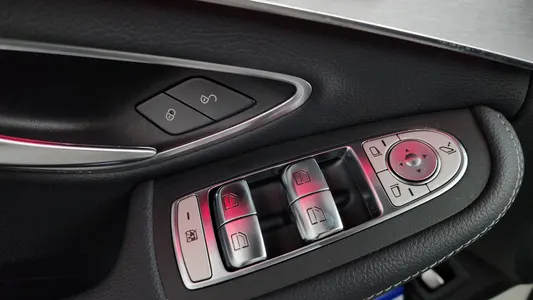 Mercedes-Benz C-Class W205 C300e 4MATIC AMG Line 2020 30