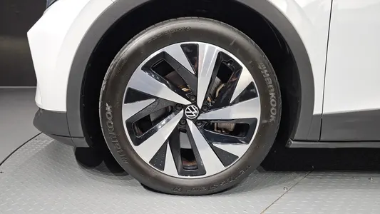 Volkswagen ID.4 2023 4