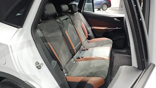 Volkswagen ID.4 2023 10