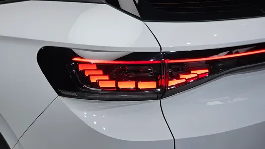 Volkswagen ID.4 2023 23