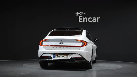 Hyundai (DN8) 2.0 2019 4