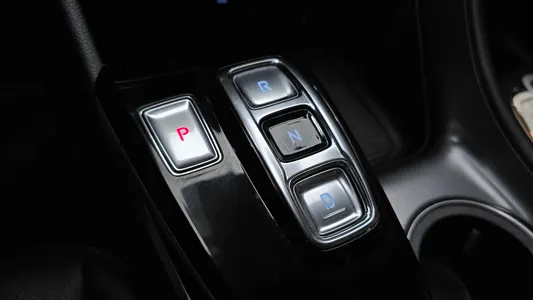 Hyundai (DN8) 2.0 2019 9