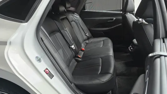Hyundai (DN8) 2.0 2019 11