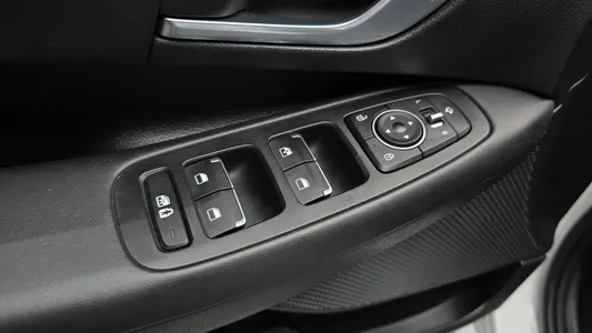 Hyundai (DN8) 2.0 2019 31