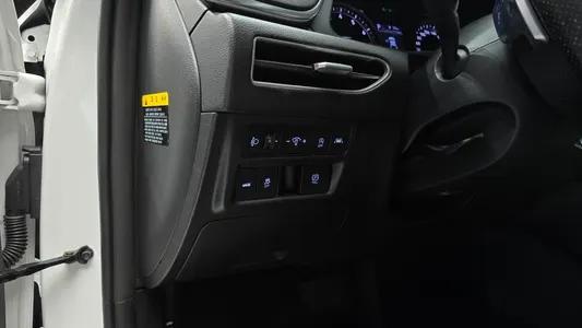 Hyundai (DN8) 2.0 2019 29
