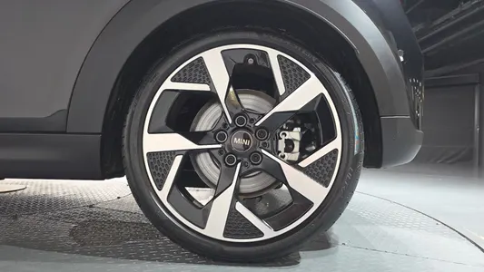 MINI S 4 2026 22