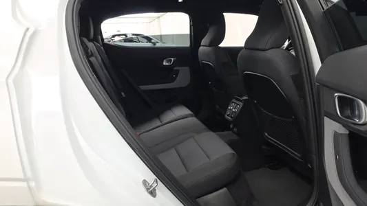 Polestar 2 2022 12
