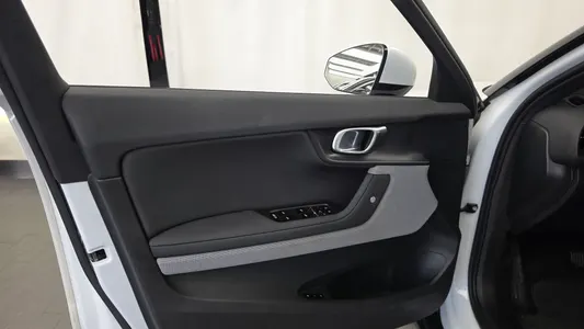 Polestar 2 2022 24