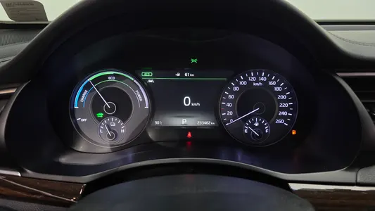 Kia K7 2019 8