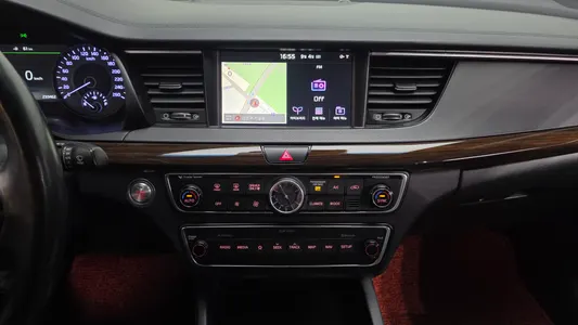 Kia K7 2019 13