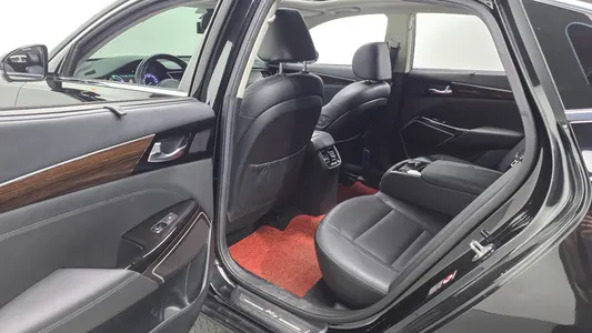 Kia K7 2019 26