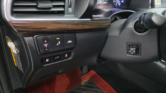 Kia K7 2019 29