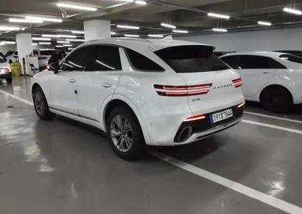 Genesis GV70 2.5T 2WD 2023 9